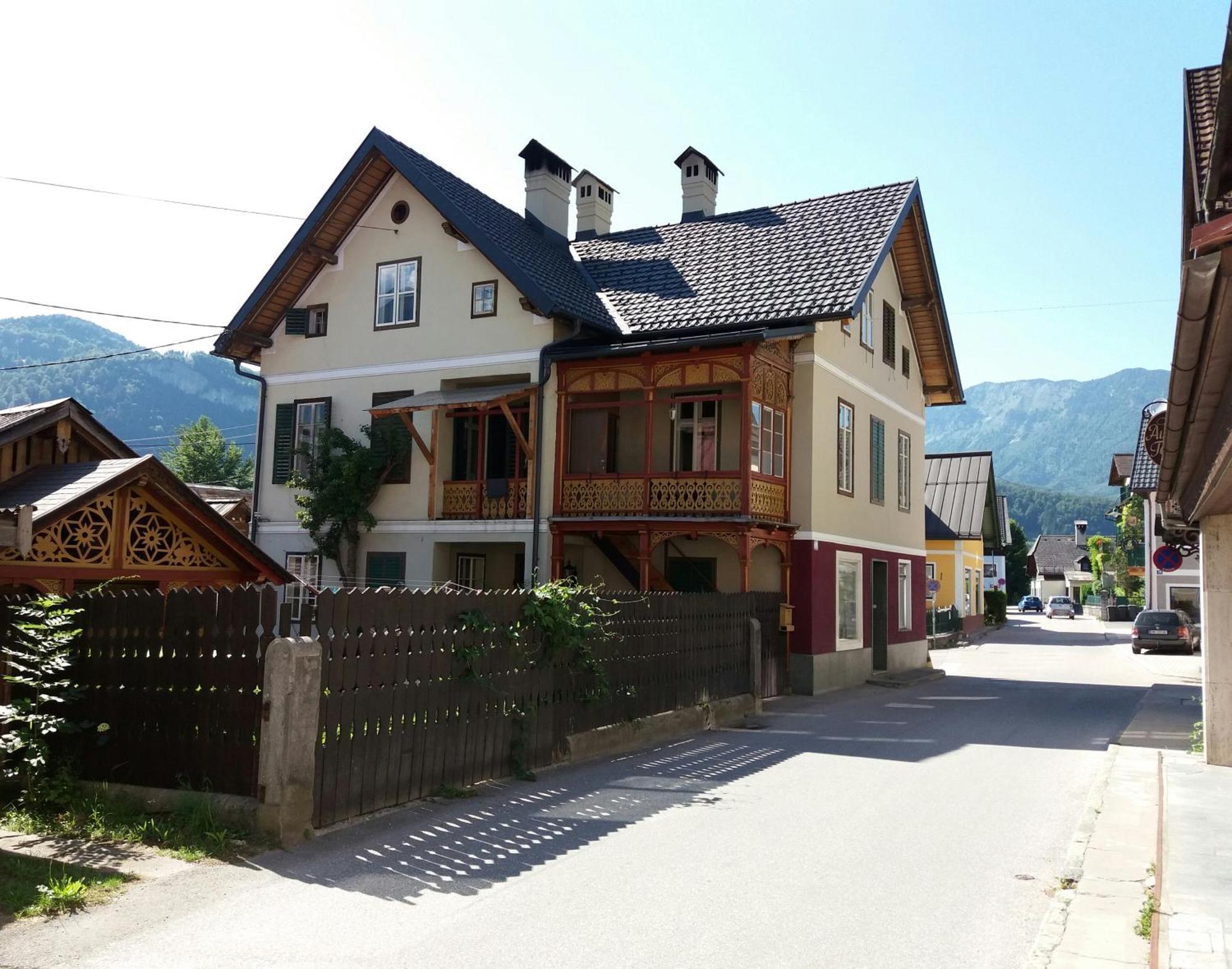 Villa Apartments Hinterer 2&5 Bedrooms Bad Goisern Bagian luar foto