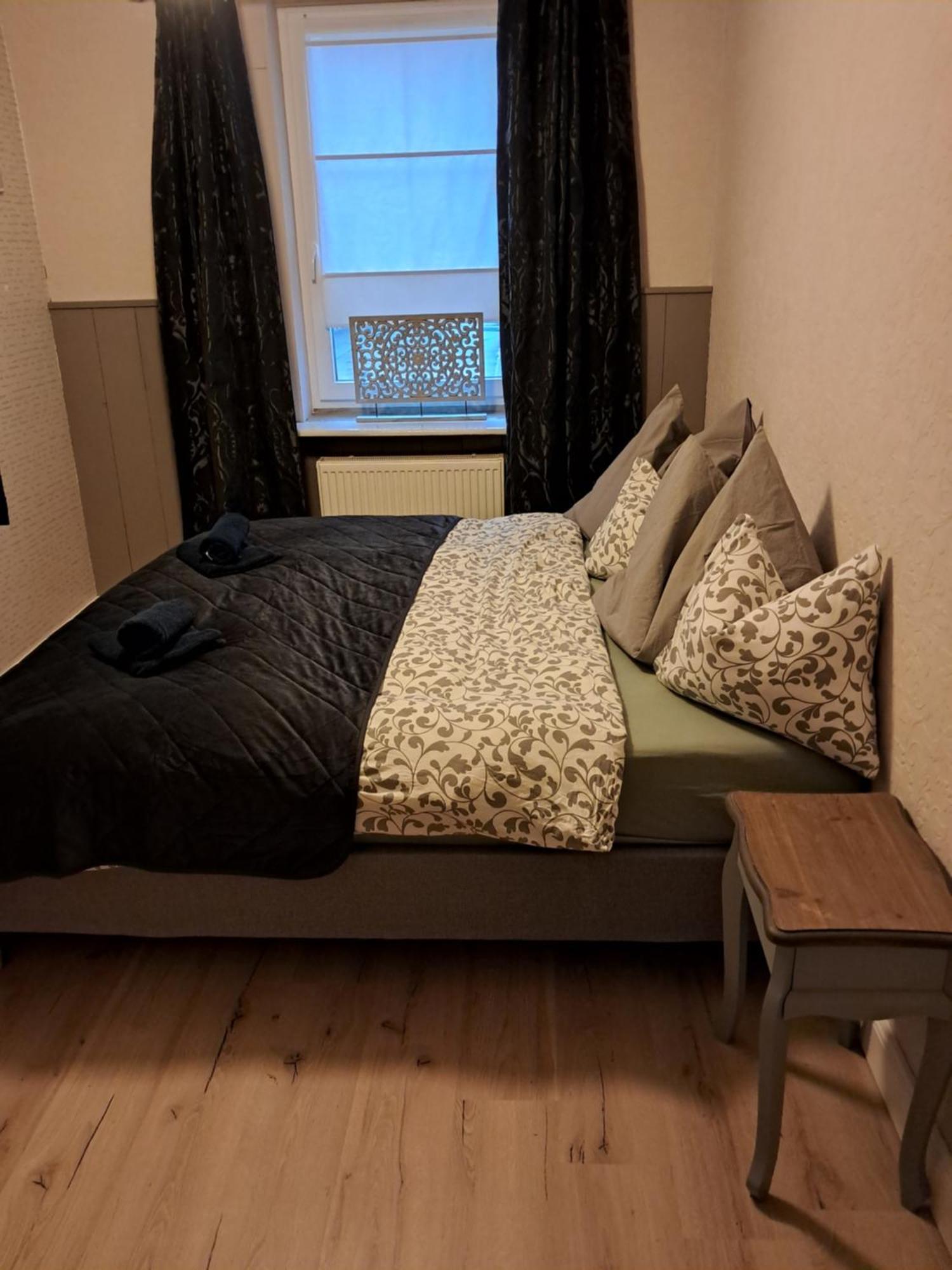 Villa Apartments Hinterer 2&5 Bedrooms Bad Goisern Bagian luar foto